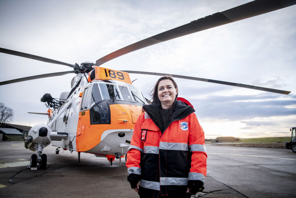 Trine Lise Thorbergsen holder styr på 45 kolleger ved 330-skavdronen på Rygge. Hun er den som har oversikten over skvadronens aktiviteter fra dag til dag, uke til uke, måned for måned. Foto: Gorm K. Gaare
