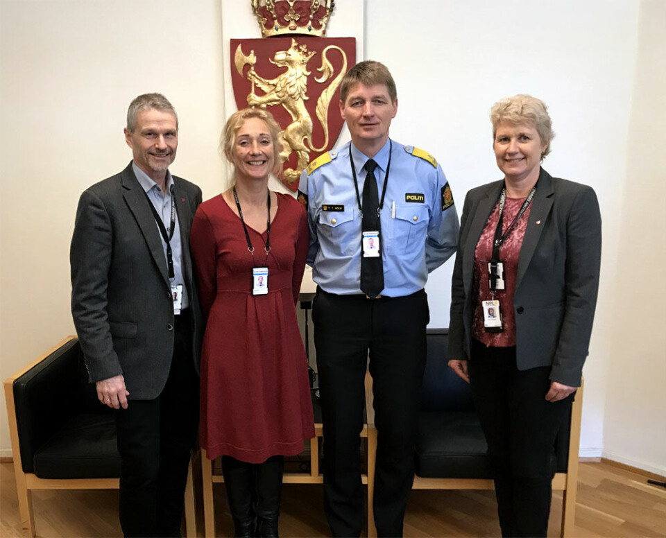 NPL har tradisjonelt hatt et godt samarbeid med Politihøgskolen. Her møter ny og gammel forbundsleder ledelsen. Fra venstre: Geir Krogh, Nina Skarpenes, Tor Tanke Holm og Marit Ellingsen (Foto: PHS)