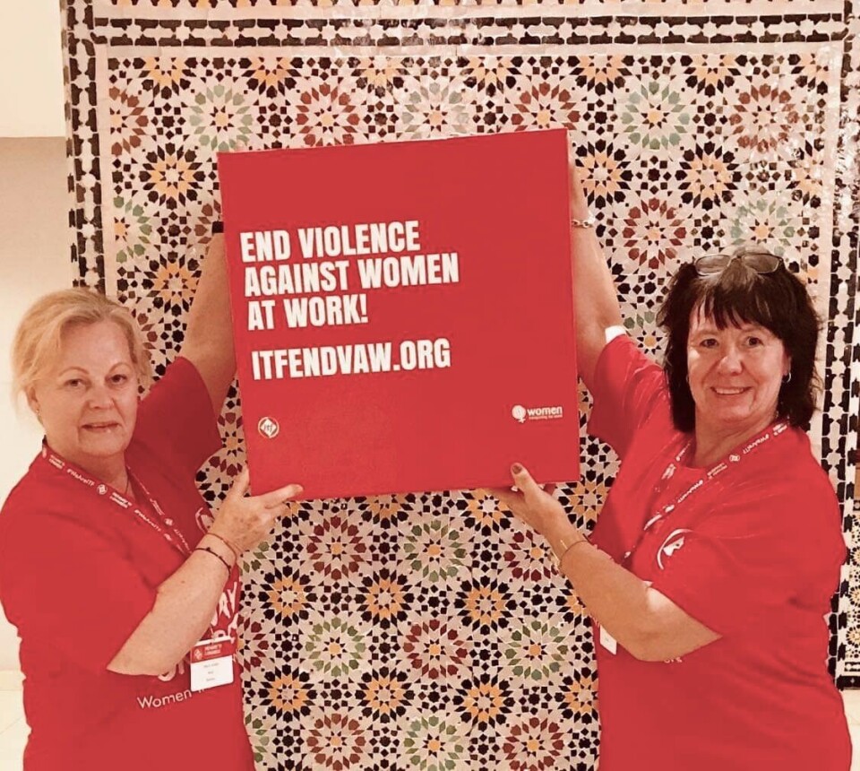Marit Lindén (t.v) og Anneli Nyberg på International Transportworkers federation kvinnekonferanse i Marrakech i 2017, der de jobbet med på påvirke ILO-forhandlingene. Foto: Privat