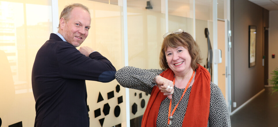 Jon F. Claudi, forhandlingsdirektør i NHO og Anneli Nyberg, nestleder i Parat. Foto: Vetle Daler