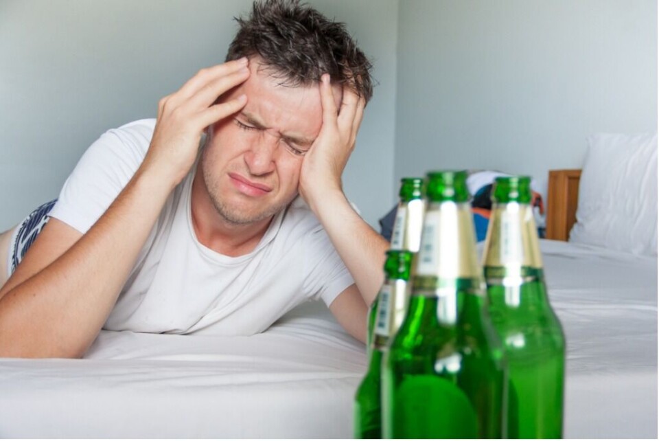 Kortidsfravær og ineffektivitet som følge av alkoholbruk koster Foto: iStock