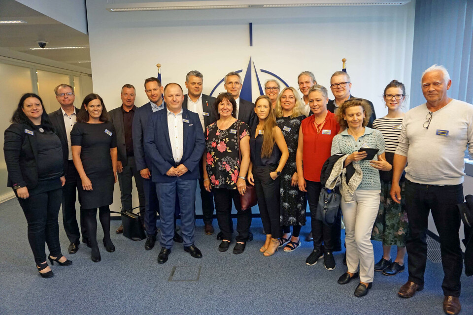 Parats hovedstyre møtte Nato-sjef Jens Stoltenberg i Brussel. Foto: privat