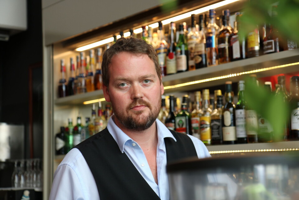 Lars Magnus Rime, medlem av YS-forbundet Parat har jobbet i hotell- og restaurantbransjen hele sitt yrkesaktive liv. Han kjenner godt til hvordan kroniske helseplager går igjen. Foto: Liv-Hilde Hansen