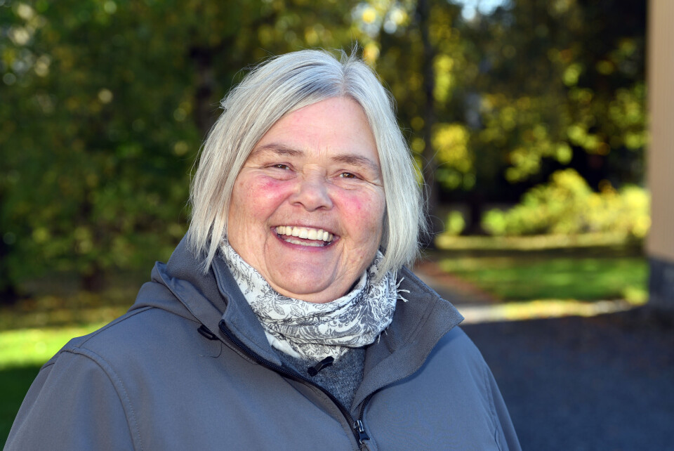 Kathe Nielsen er leder for sanitetskvinnene i Sandefjord og er selv hjerteoperert. Hun fikk erfare at det kan ta lang tid å diagnostisere et hjerteinfarkt når symptomene er diffuse eller atypiske. Foto: Siv M. Bjelland