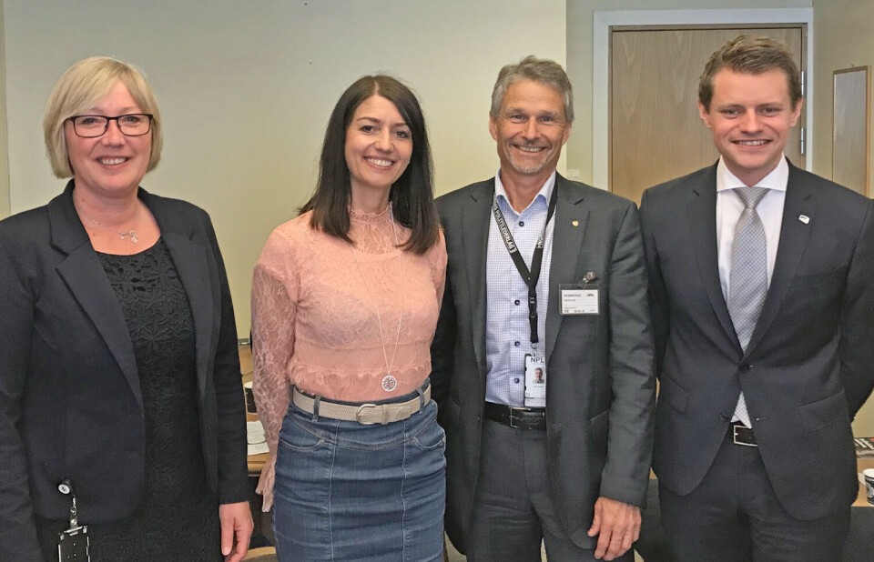 Forbundslederen i møte med stortingsrepresentantene fra Høyre. Fra venstre: Frida Melvær, Guro Angell Gimse, Geir Krogh og Peter Frølich
