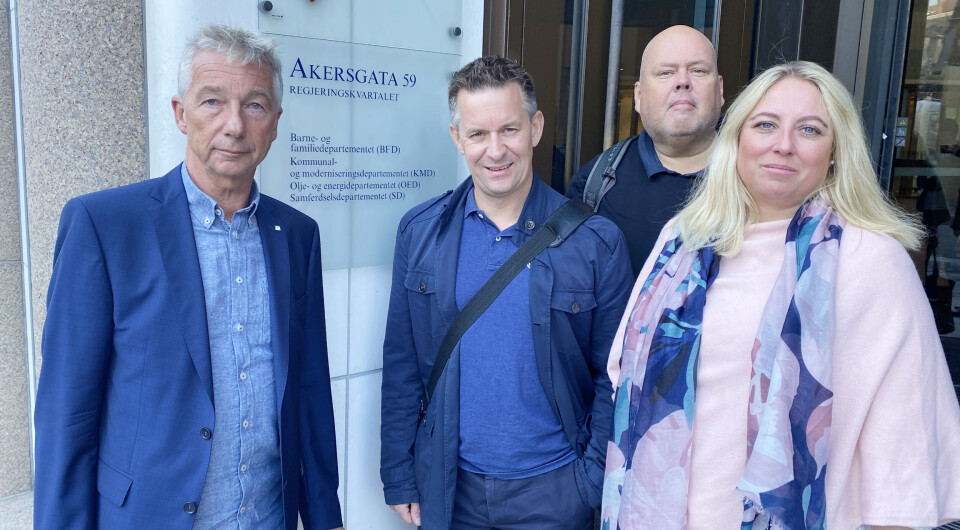 YS-delegasjonen i statsoppgjøret. F.v. Pål N Arnesen, Jens Jahren, Tore Leirfall og Unn Kristin Olsen Foto: Vetle Daler