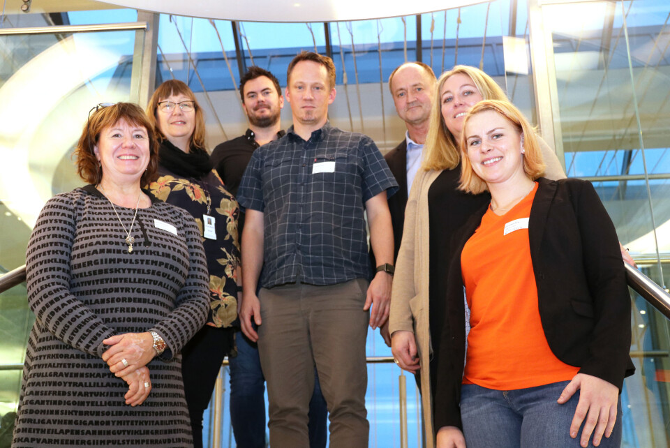 F.v. Parats nestleder Anneli Nyberg, tillitsvalgt i DFØ, Anne Martha Berget, plasstillitsvalgt Aleksander Vier, Parat-rådgiver Jørgen Dræge, divisjonsdirektør Bjørn Sæstad, Parat-leder Unn Kristin Olsen og Parat UNG-leder Kari Nestaas. Foto: Helene Husebø