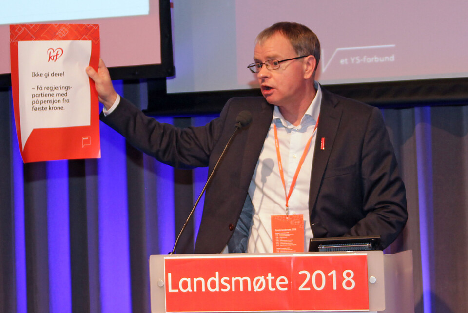 Parats generalsekretær, Trond R. Hole, fremmer kravet om pensjon fra første krone. Foto: Trygve Bergsland.