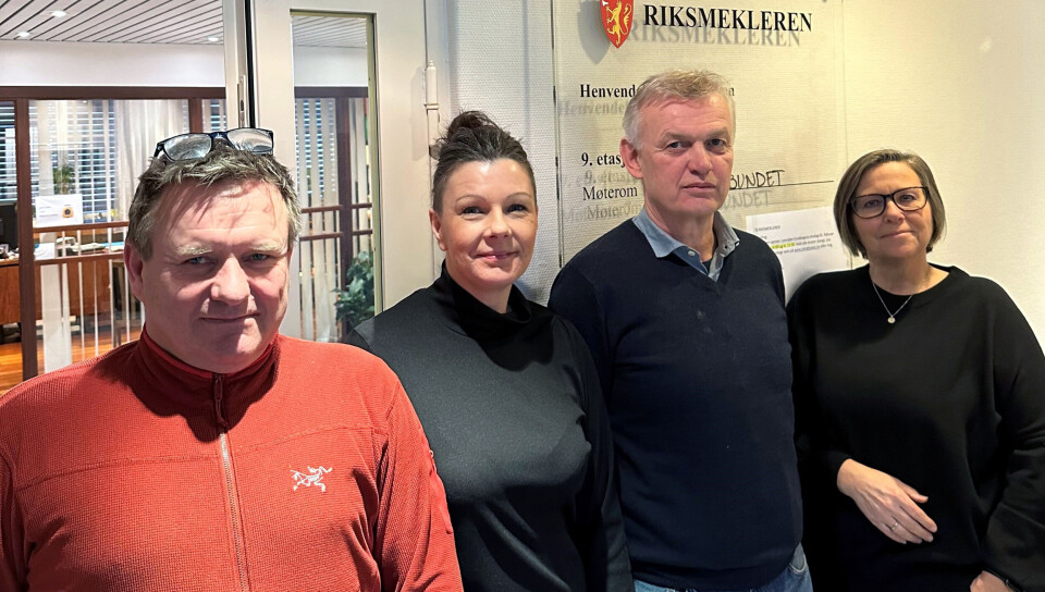 F.v.: Hovedtillitsvalgt i Stendi, Bård Henning Midtbøen, tillitsvalgt i Stendi, Trude Løseth, Sveinung Berger fra Delta, og forhandlingssjef i Parat, Turid Svendsen.