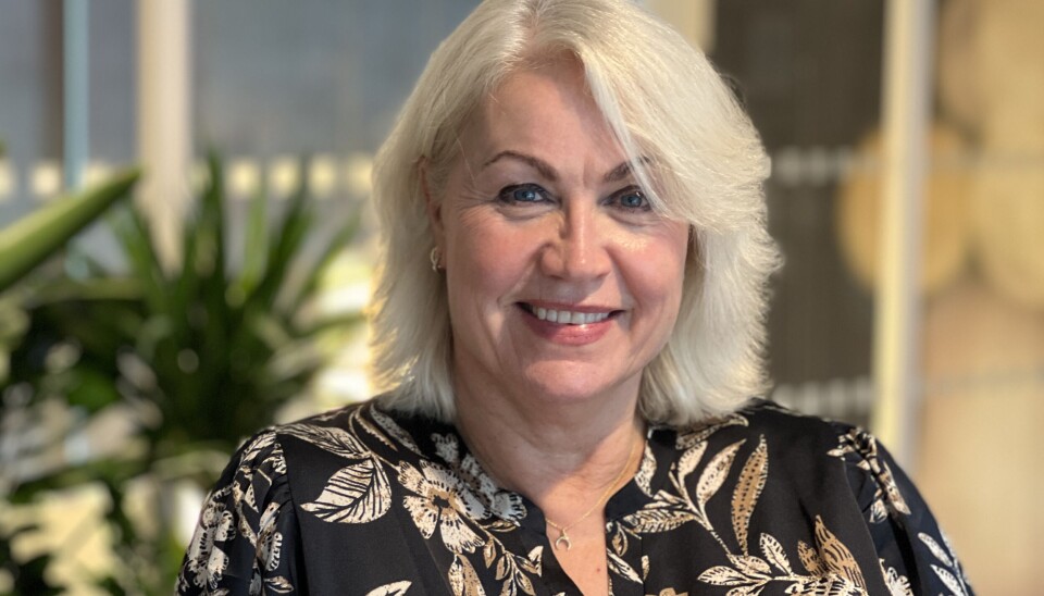 Apotektekniker Anita Sveum Nilsen ved Vitusapotek Sandvika opplever økt etterspørsel etter hormonpreparater.